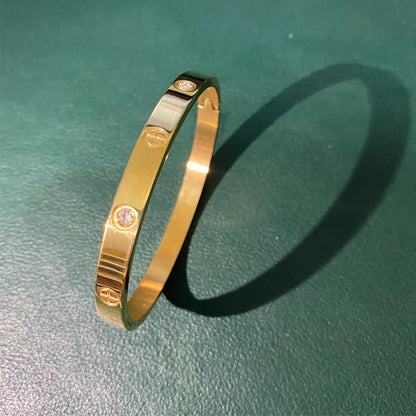 New Designed Stainless Steel And Zircon Bangle For Woman