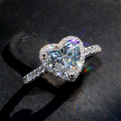 Exquisite Fashion , Luxury Silver Color Heart Ring for Women