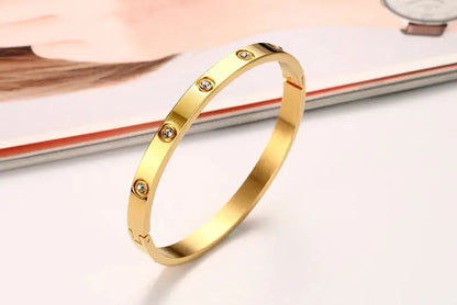 New Designed Stainless Steel And Zircon Bangle For Woman