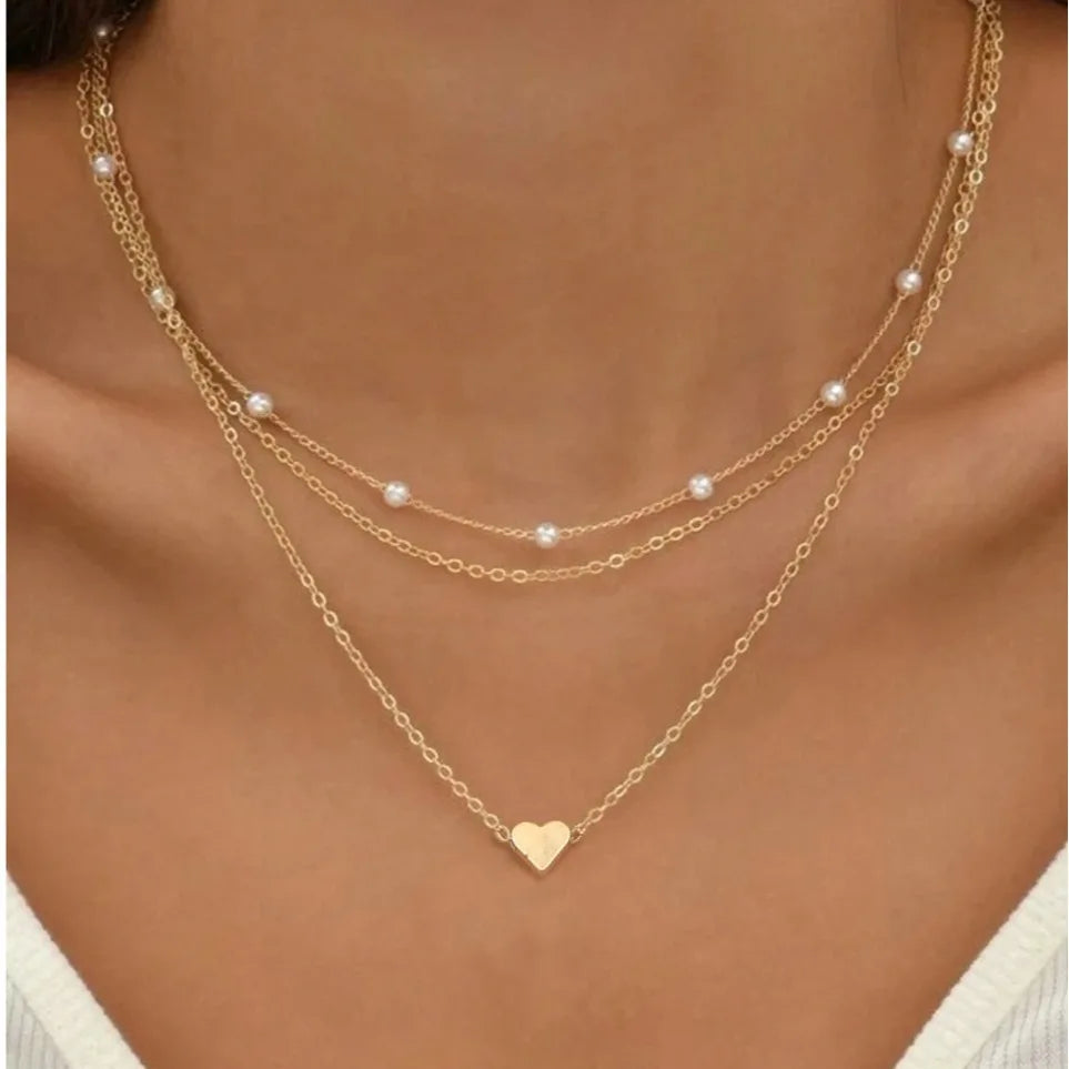 3pcs Women's Pearl Necklace Set 
 Love Heart Waterproof Neck Chain